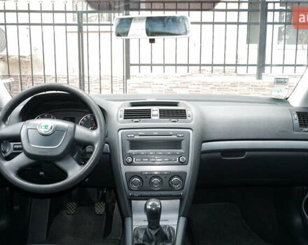 Сірий Шкода Октавія, об'ємом двигуна 1.39 л та пробігом 166 тис. км за 7500 $, фото 13 на Automoto.ua