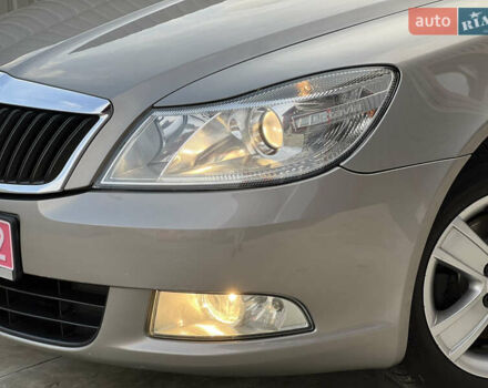 Сірий Шкода Октавія, об'ємом двигуна 1.6 л та пробігом 188 тис. км за 9200 $, фото 1 на Automoto.ua
