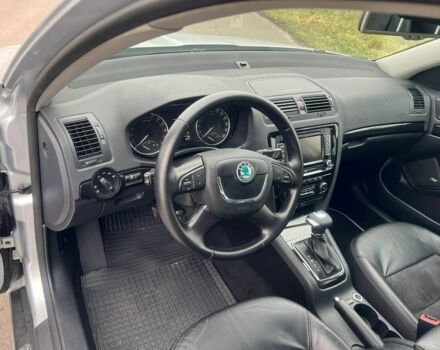 Серый Шкода Октавия, объемом двигателя 2 л и пробегом 255 тыс. км за 10700 $, фото 14 на Automoto.ua