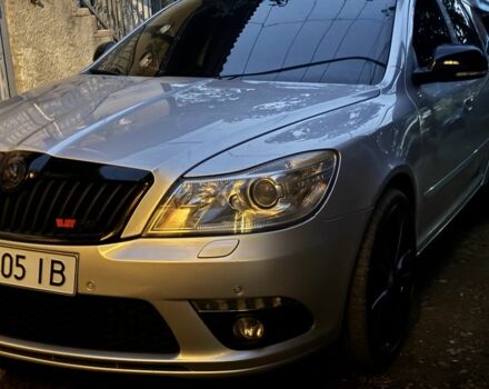 Сірий Шкода Октавія, об'ємом двигуна 2 л та пробігом 247 тис. км за 11000 $, фото 2 на Automoto.ua