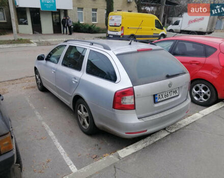 Серый Шкода Октавия, объемом двигателя 1.8 л и пробегом 235 тыс. км за 9000 $, фото 1 на Automoto.ua