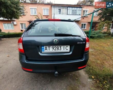 Сірий Шкода Октавія, об'ємом двигуна 1.2 л та пробігом 175 тис. км за 7500 $, фото 5 на Automoto.ua