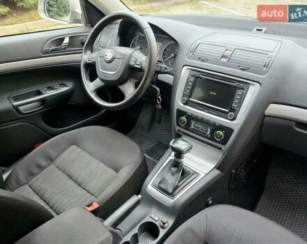 Серый Шкода Октавия, объемом двигателя 1.8 л и пробегом 226 тыс. км за 6700 $, фото 28 на Automoto.ua