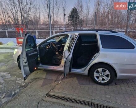 Серый Шкода Октавия, объемом двигателя 1.8 л и пробегом 220 тыс. км за 7500 $, фото 4 на Automoto.ua