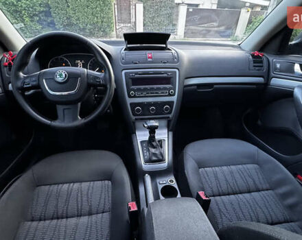 Серый Шкода Октавия, объемом двигателя 1.8 л и пробегом 274 тыс. км за 6900 $, фото 15 на Automoto.ua