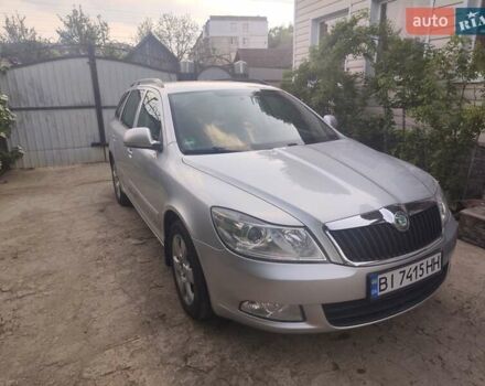 Серый Шкода Октавия, объемом двигателя 1.6 л и пробегом 200 тыс. км за 7650 $, фото 1 на Automoto.ua