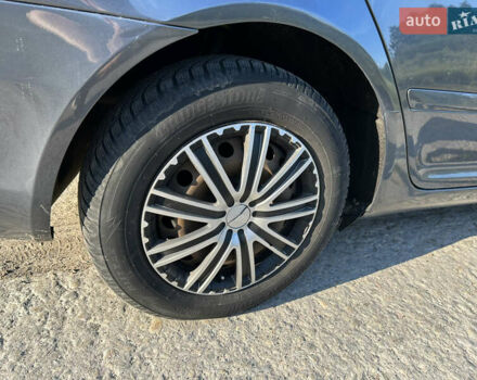 Серый Шкода Октавия, объемом двигателя 1.8 л и пробегом 221 тыс. км за 6900 $, фото 74 на Automoto.ua