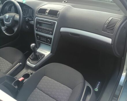 Серый Шкода Октавия, объемом двигателя 0 л и пробегом 229 тыс. км за 8499 $, фото 9 на Automoto.ua