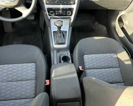 Сірий Шкода Октавія, об'ємом двигуна 1.8 л та пробігом 215 тис. км за 7900 $, фото 13 на Automoto.ua