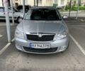 Сірий Шкода Октавія, об'ємом двигуна 1.8 л та пробігом 223 тис. км за 7750 $, фото 1 на Automoto.ua