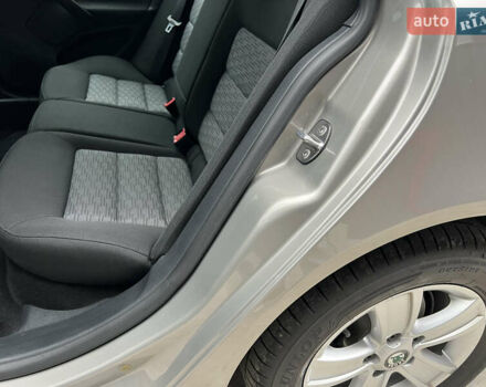 Сірий Шкода Октавія, об'ємом двигуна 1.6 л та пробігом 188 тис. км за 9200 $, фото 68 на Automoto.ua