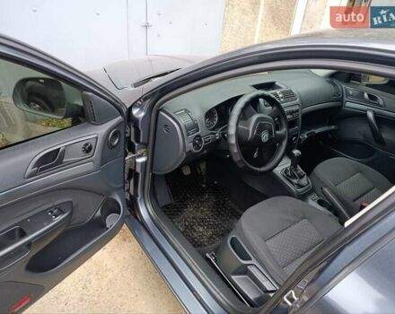 Серый Шкода Октавия, объемом двигателя 1.6 л и пробегом 307 тыс. км за 6700 $, фото 2 на Automoto.ua