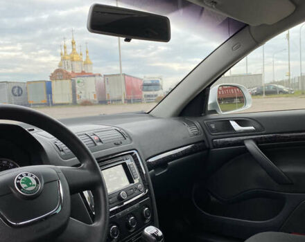 Серый Шкода Октавия, объемом двигателя 2 л и пробегом 273 тыс. км за 8200 $, фото 43 на Automoto.ua