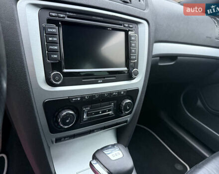 Серый Шкода Октавия, объемом двигателя 2 л и пробегом 185 тыс. км за 10700 $, фото 36 на Automoto.ua