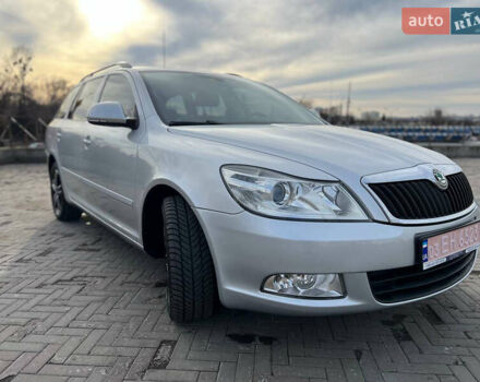 Сірий Шкода Октавія, об'ємом двигуна 1.8 л та пробігом 195 тис. км за 7800 $, фото 8 на Automoto.ua