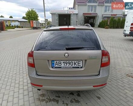 Серый Шкода Октавия, объемом двигателя 1.6 л и пробегом 312 тыс. км за 7900 $, фото 3 на Automoto.ua