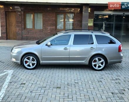 Серый Шкода Октавия, объемом двигателя 1.8 л и пробегом 226 тыс. км за 6400 $, фото 1 на Automoto.ua