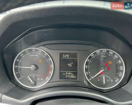 Серый Шкода Октавия, объемом двигателя 1.6 л и пробегом 245 тыс. км за 7500 $, фото 20 на Automoto.ua