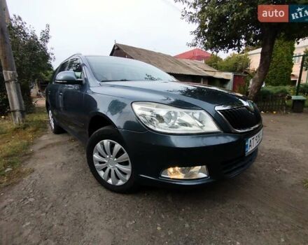 Сірий Шкода Октавія, об'ємом двигуна 1.2 л та пробігом 175 тис. км за 7500 $, фото 1 на Automoto.ua