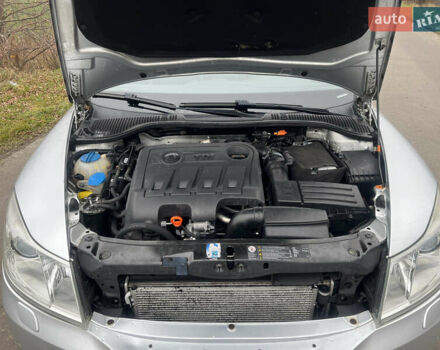 Серый Шкода Октавия, объемом двигателя 2 л и пробегом 254 тыс. км за 10600 $, фото 16 на Automoto.ua