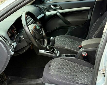 Серый Шкода Октавия, объемом двигателя 1.6 л и пробегом 312 тыс. км за 6650 $, фото 7 на Automoto.ua