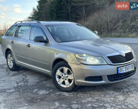 Серый Шкода Октавия, объемом двигателя 1.9 л и пробегом 325 тыс. км за 6000 $, фото 2 на Automoto.ua