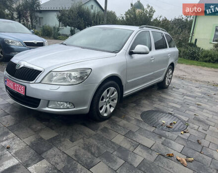 Серый Шкода Октавия, объемом двигателя 1.6 л и пробегом 281 тыс. км за 7800 $, фото 2 на Automoto.ua