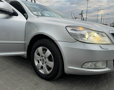 Сірий Шкода Октавія, об'ємом двигуна 2 л та пробігом 282 тис. км за 7990 $, фото 22 на Automoto.ua