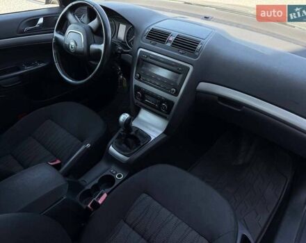 Серый Шкода Октавия, объемом двигателя 1.8 л и пробегом 185 тыс. км за 7100 $, фото 41 на Automoto.ua