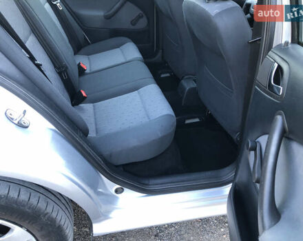 Сірий Шкода Октавія, об'ємом двигуна 1.6 л та пробігом 160 тис. км за 7300 $, фото 25 на Automoto.ua