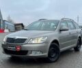 Серый Шкода Октавия, объемом двигателя 1.6 л и пробегом 245 тыс. км за 6500 $, фото 1 на Automoto.ua