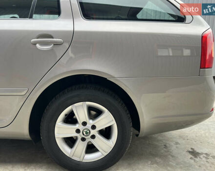 Сірий Шкода Октавія, об'ємом двигуна 1.6 л та пробігом 188 тис. км за 9200 $, фото 15 на Automoto.ua