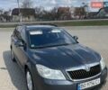 Серый Шкода Октавия, объемом двигателя 1.6 л и пробегом 260 тыс. км за 7500 $, фото 1 на Automoto.ua