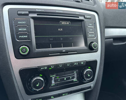 Серый Шкода Октавия, объемом двигателя 2 л и пробегом 260 тыс. км за 10500 $, фото 39 на Automoto.ua