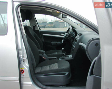 Сірий Шкода Октавія, об'ємом двигуна 1.6 л та пробігом 240 тис. км за 8000 $, фото 16 на Automoto.ua