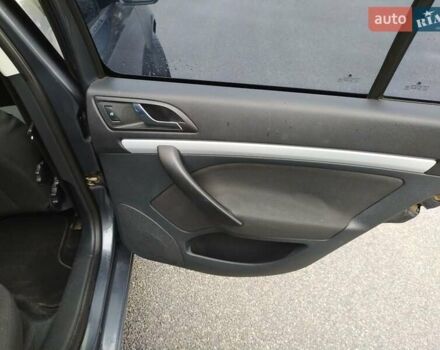 Сірий Шкода Октавія, об'ємом двигуна 1.99 л та пробігом 299 тис. км за 8600 $, фото 4 на Automoto.ua