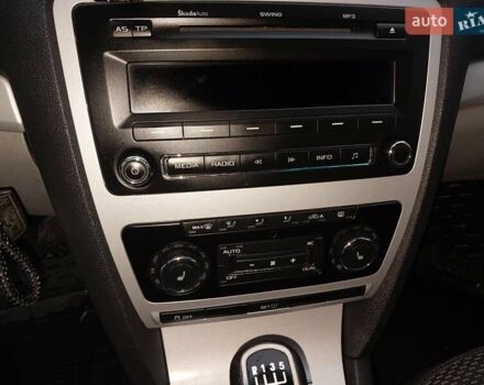 Серый Шкода Октавия, объемом двигателя 1.6 л и пробегом 372 тыс. км за 7300 $, фото 11 на Automoto.ua