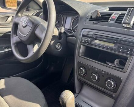 Серый Шкода Октавия, объемом двигателя 1.6 л и пробегом 191 тыс. км за 7000 $, фото 12 на Automoto.ua