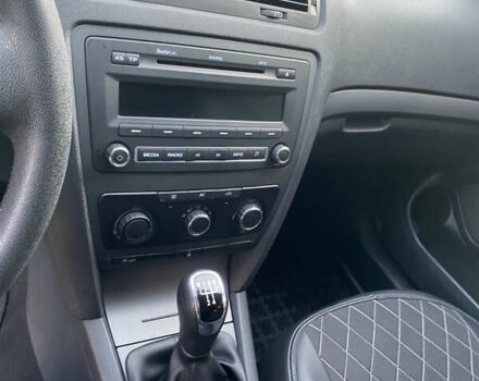 Серый Шкода Октавия, объемом двигателя 1.6 л и пробегом 310 тыс. км за 7300 $, фото 18 на Automoto.ua