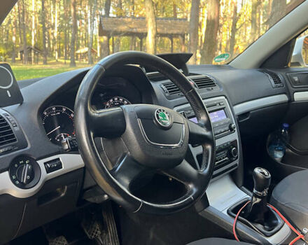 Шкода Октавия 2010 в Ровно на Automoto.ua Серый Шкода Октавия, объемом двигателя 1.4 л и пробегом 208 тыс. км за 6450 $, фото 25 на Automoto.ua