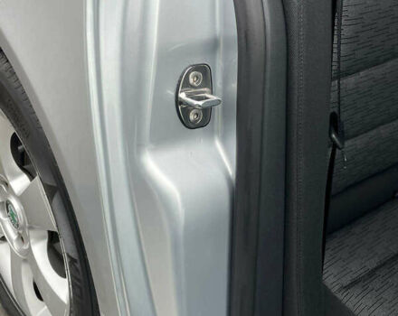 Сірий Шкода Октавія, об'ємом двигуна 1.6 л та пробігом 229 тис. км за 8999 $, фото 195 на Automoto.ua