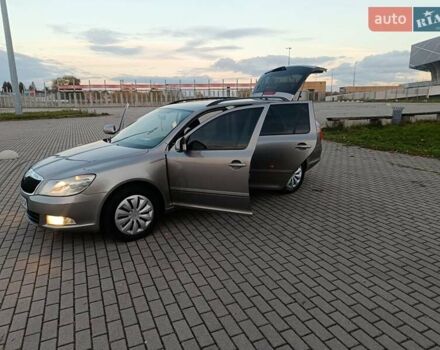Серый Шкода Октавия, объемом двигателя 1.9 л и пробегом 290 тыс. км за 7000 $, фото 34 на Automoto.ua