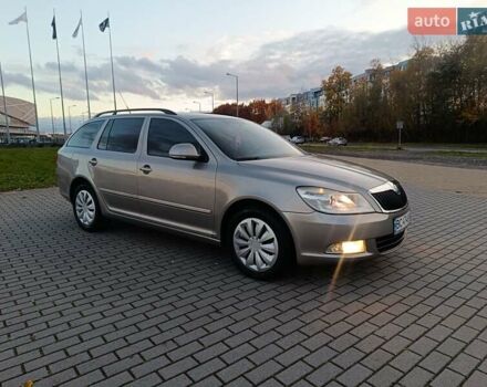 Серый Шкода Октавия, объемом двигателя 1.9 л и пробегом 290 тыс. км за 7000 $, фото 3 на Automoto.ua