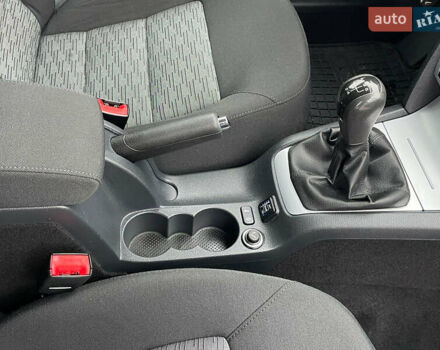 Серый Шкода Октавия, объемом двигателя 1.6 л и пробегом 229 тыс. км за 9499 $, фото 166 на Automoto.ua