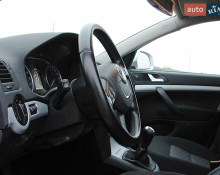 Сірий Шкода Октавія, об'ємом двигуна 1.6 л та пробігом 240 тис. км за 8000 $, фото 11 на Automoto.ua