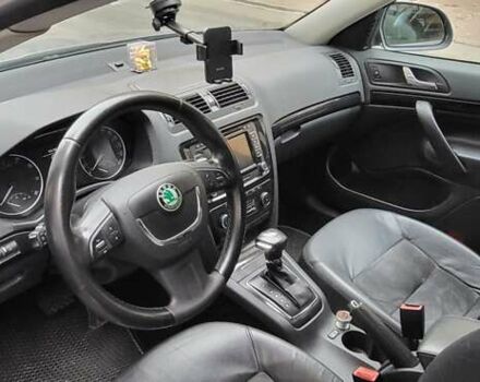 Сірий Шкода Октавія, об'ємом двигуна 1.8 л та пробігом 229 тис. км за 12000 $, фото 2 на Automoto.ua