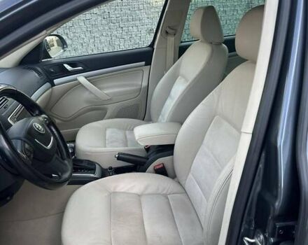 Серый Шкода Октавия, объемом двигателя 1.6 л и пробегом 190 тыс. км за 11500 $, фото 7 на Automoto.ua