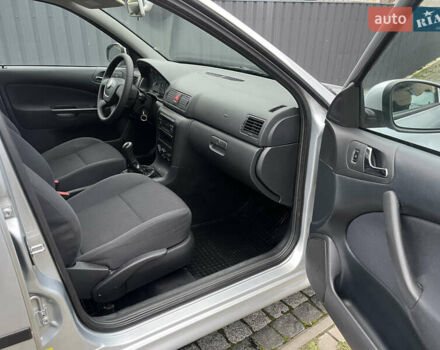 Сірий Шкода Октавія, об'ємом двигуна 1.6 л та пробігом 262 тис. км за 5999 $, фото 30 на Automoto.ua