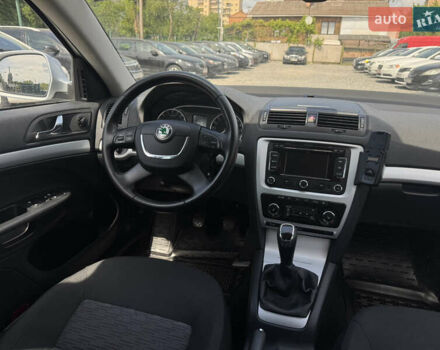 Серый Шкода Октавия, объемом двигателя 1.6 л и пробегом 268 тыс. км за 8650 $, фото 19 на Automoto.ua