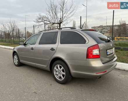 Сірий Шкода Октавія, об'ємом двигуна 1.6 л та пробігом 197 тис. км за 7950 $, фото 10 на Automoto.ua